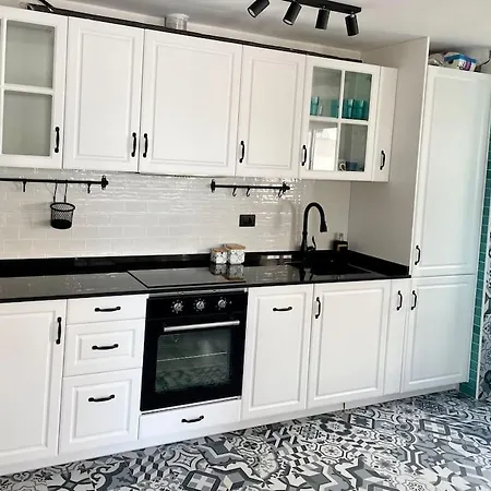 3-bedroom With Terrace On Ground Floor *